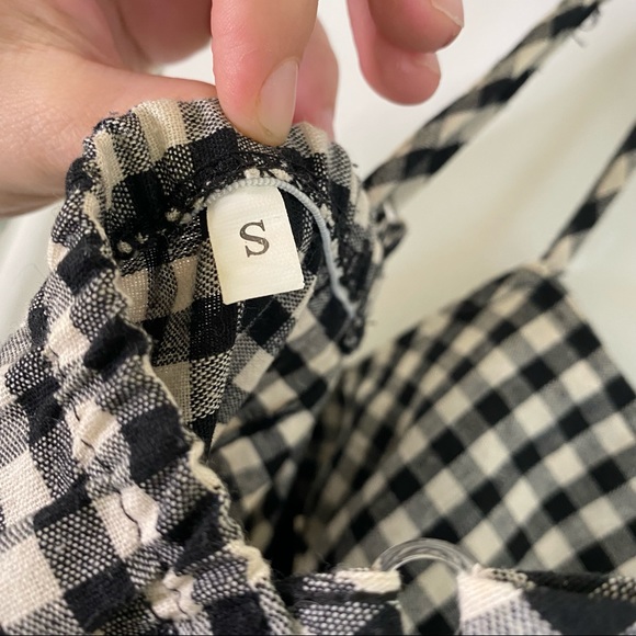 Gingham Dress - Picture 9 of 10